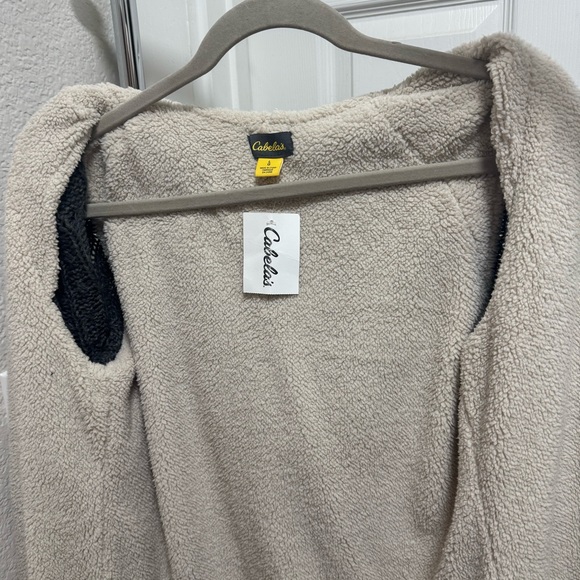 Cabela’s Cozy Deer Lodge Granite Charcoal Cream Women's Sweater Jacket - Picture 4 of 6